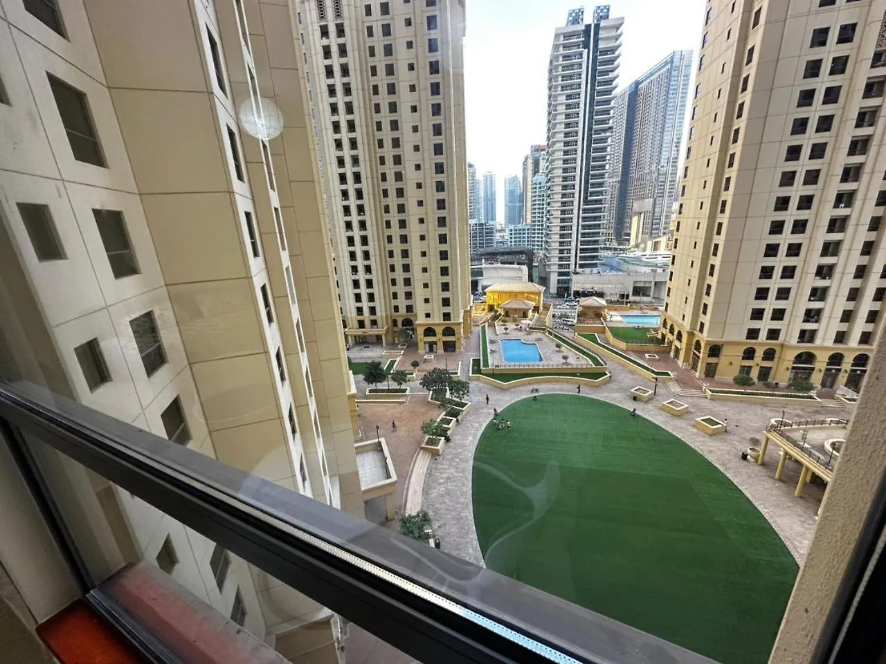 Hot Master Bed Room - Jbr Walk Marina Dubai 0*,